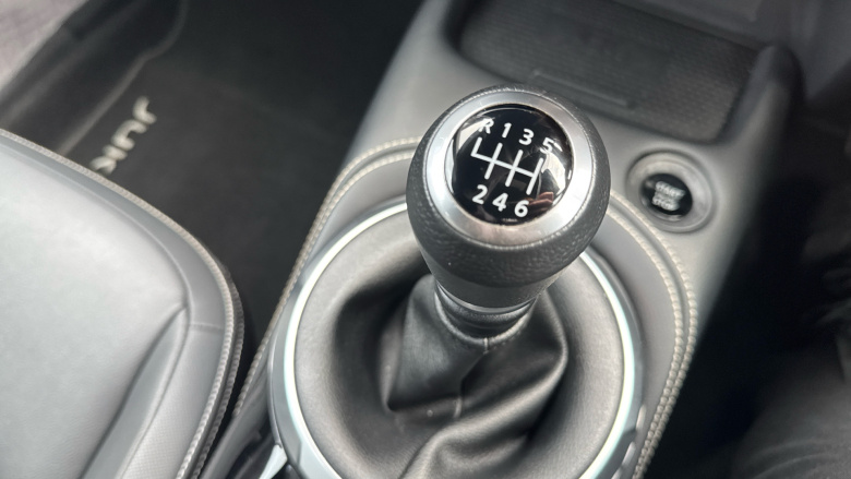 Nissan Juke 1.0 DiG-T Tekna 5dr Petrol Hatchback